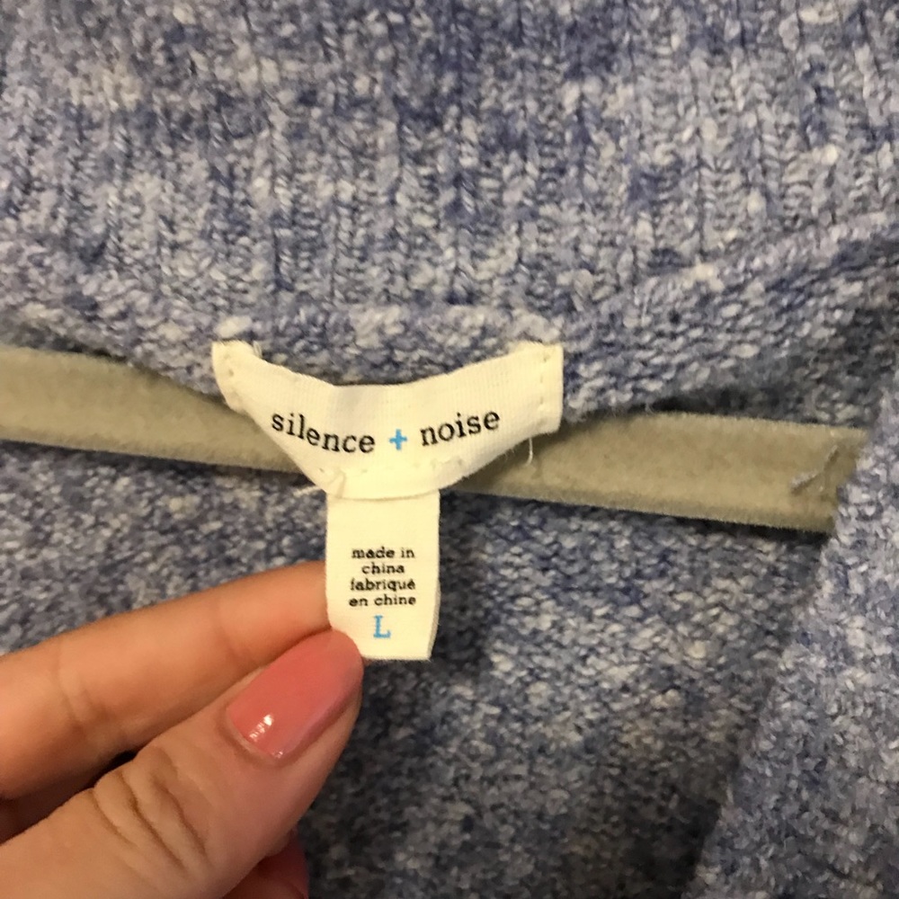 Urban Outfitters Oversized Cozy Surplice Sweater - Picture 6 of 7